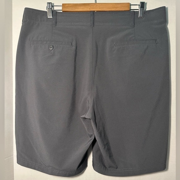 Men’s Ben‎ Hogan Flat Front Golf Shorts. Gray. Size 38 - Picture 2 of 5
